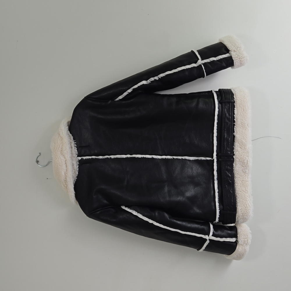 STRADIVARIUS FAUX LEATHER SHEARLING BIKER JACKET-SIZE LARGE - Picture 3 of 4